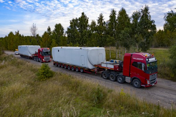 Road haulage of oversized cargoes 7