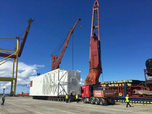 Road haulage of oversized cargoes 10